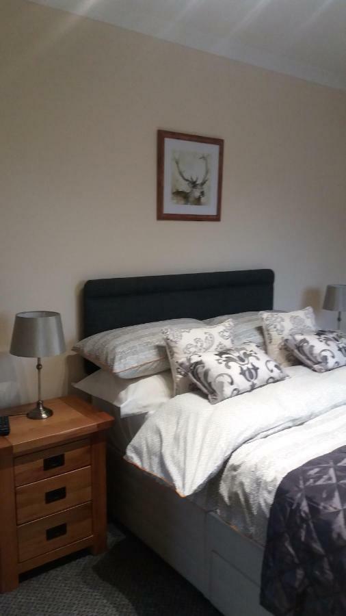 Ritchie Selfcatering Villa Каландър Екстериор снимка